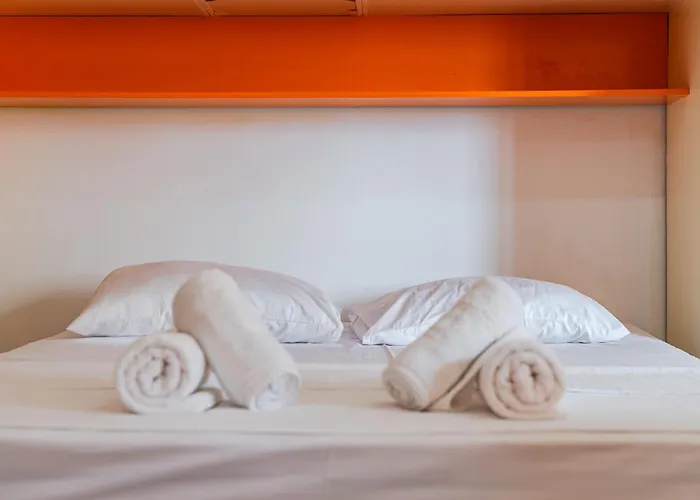 Apartament Orange Beachfront By Ps